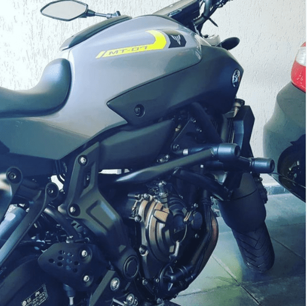 STUNT CAGE MT07 - PRETO FOSCO. - BRASIL MOTO STORE